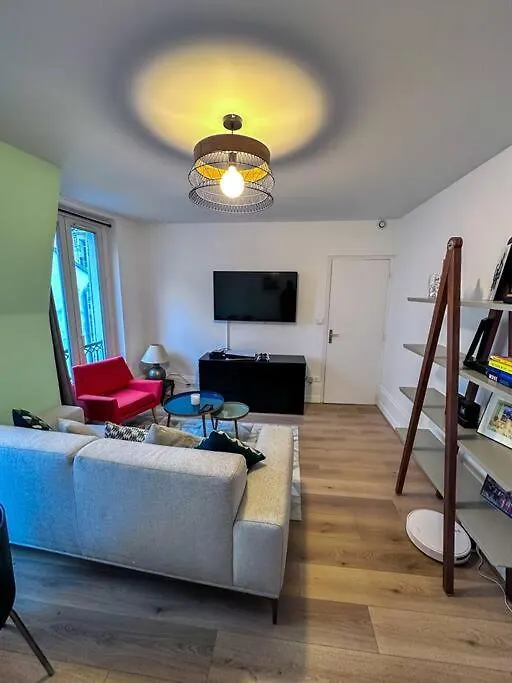 아파트 6Min To Eiffel Tower - Passy Suite Premium 파리